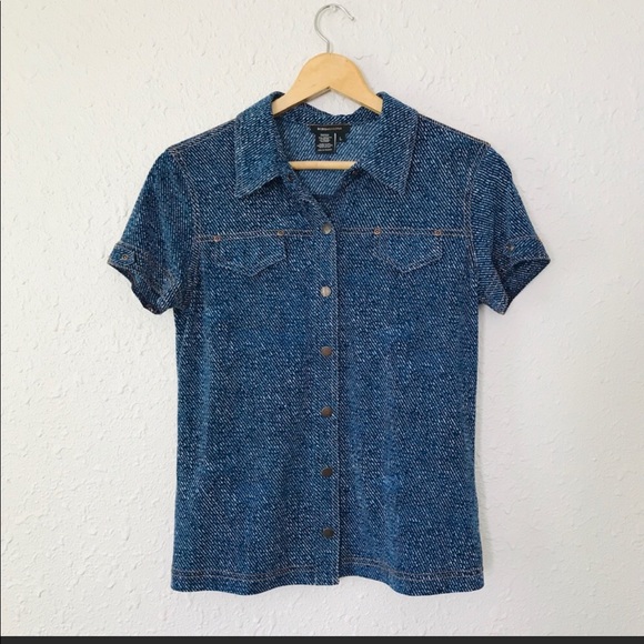 BCBGMaxAzria Tops - BCBGMAXAZRIA Top Button Up Short Sleeve Blue Shirt